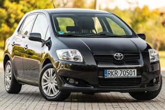 TOYOTA AURIS - 3