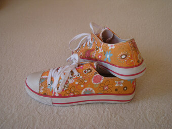 Tenisówki, półtrampki trampki z motywem kwiatowym Viva r. 40 - 3