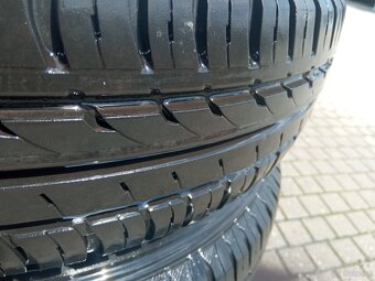 Oferuję używaną felgę stalową do samochodu marki z oponami o - 3