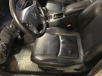 Mercedes W203 C240 V6 - 3