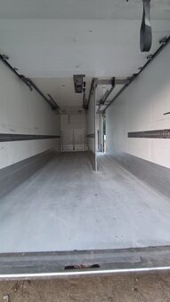 Kontener samochodowy / Kontener Izoterma / Magazyn / K167 - 3