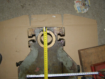 Łożysko do prowadzenia wrzeciona frezarki. - 3