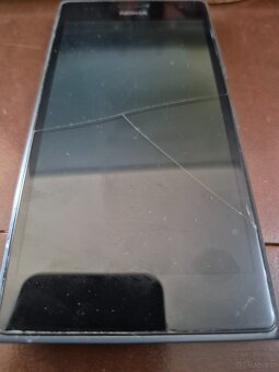 Sprzedam telefon komórkowy NOKIA Lumia 735 - 3