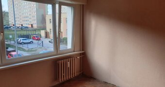 Mieszkanie o pow. 23.80m2,  I p., do remontu, os. Widok - 3