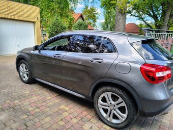 GLA250 4 MATIC - 3