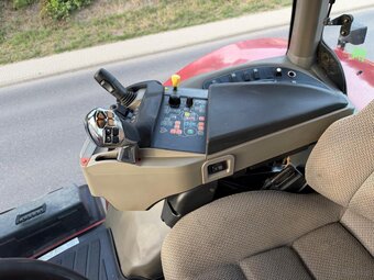 Ciągnik rolniczy Case Magnum 260 PowerSchift rok prod. 2012 - 3