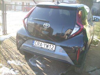 TOYOTA  AYGO  X  CROS  STYLE - 3