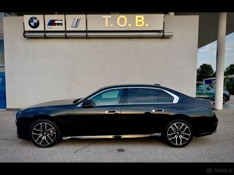 Oferuję na sprzedaż luksusowe BMW 750e xDrive - 3