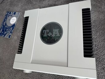 T + A PA 3000 HV Wzmacniacz zintegrowany - 3