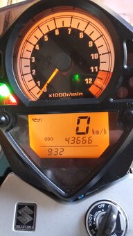 SUZUKI   SV   650m - 3