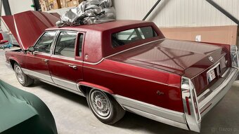 Cadillac Brougham 1992 5.0 V8 - 3