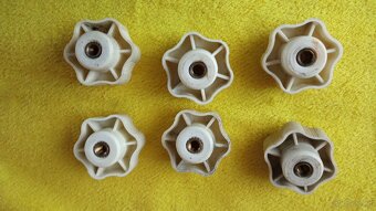 Nakrętka przykręcenia tylnej lampy opel astra g hachback - 3