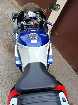 Suzuki GSX-R 750 uszkodzony - 3