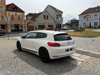 Volkswagen Scirocco 1.4 tsi 118 kW - 3