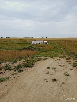 Sprzedam działkę z zabudowa domu - 3