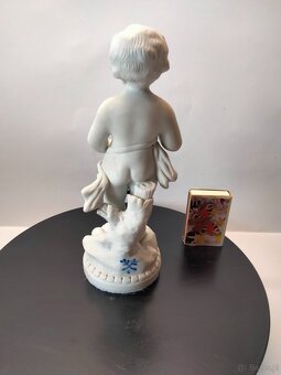 Stara sygnowana porcelana figura Putto - 3