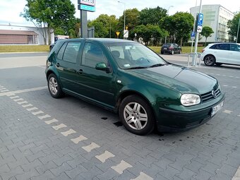 Volkswagen golf - 3