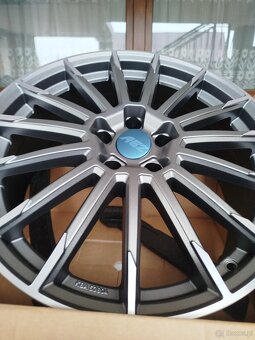 A831#Alufelgi Nowe 19" 5x112 Et 36 8J Vw Skoda Audi Seat - 3