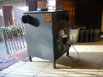 Sprzedam nowoczesny piec grzewczy z nadmuchem 12 kw  malo - 3
