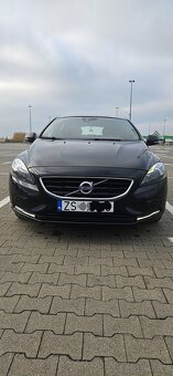 V40 - 3