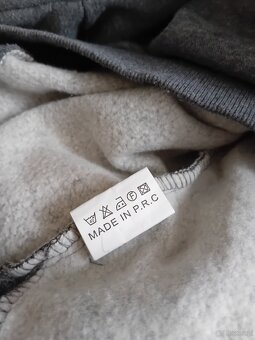 Bluza z kapturem - 3