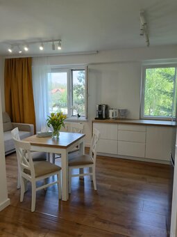 Wyjątkowe, Funkcjonalne Mieszkanie w Otoczeniu Zieleni - 3