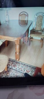 Sprzedam stół +4krzesła - 3