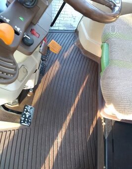 Ciągnik rolniczy John Deere 6920 z napędem na cztery koła z - 3