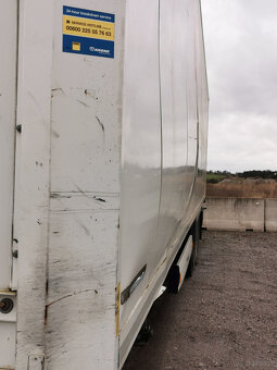 Sprzedam naczepę skrzyniową KRONE SD - USZKODZONĄ - 3