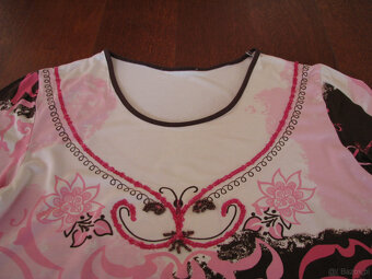 Koszulka damska, bluzka z rękawem 3/4, rozm. M / L cekiny, k - 3