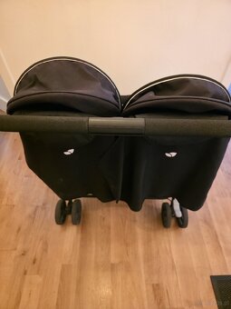Bliźniaczy wózek spacerowy Joie Aire Twin - 3