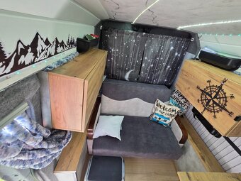 Sprzedam Ford Custom kamper - 3
