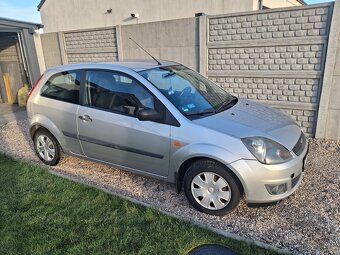 Sprzedam ford Fiesta 2007 1.3 benzyna - 3