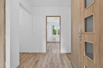 4 pokoje, balkon + piwnica w centrum Gryfina. - 3