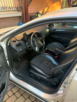 Opel Astra H - 3