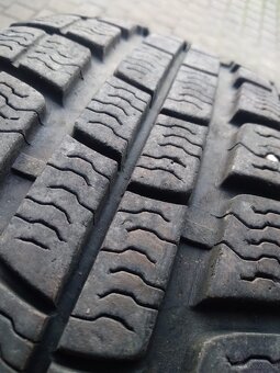 opony GLOB-GUM 185/60/14 r  82 t rok 2020 nie naprawiane bie - 3