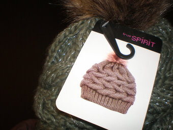 Sprzedam czapkę damską nową, cena 40 zł. - 3