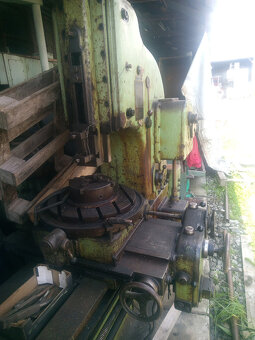 dlutownica pionowa  TOS, typ HOV 25 - 3