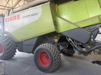 Kombajn zbozowy Claas Lexion 600 heder V900  rok 2008  cena - 3