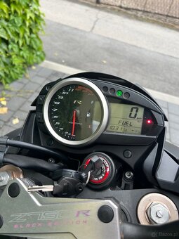 Kawasaki Z 750r - 3