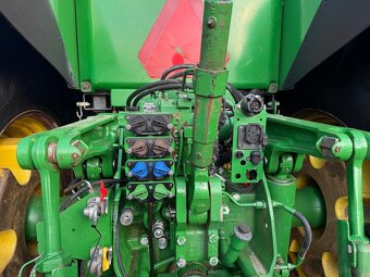 Ciągnik Rolniczy John Deere 8285R PowerShift rok 2014 9000mt - 3