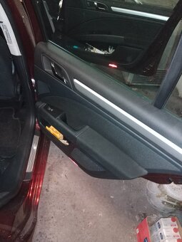 Skoda Superb 2015r 2.0 TDI  Kombi - 3