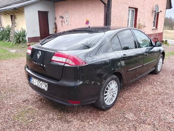 Renault Laguna III Liftback - 3