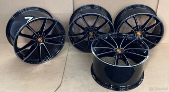 Porsche 911 992 I 20 21 cali Carrera S 4 GTS Targa 992601025 - 3