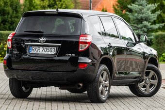 Toyota RAV4 - 3