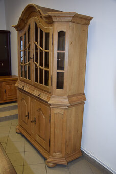 kredens z drewna dębowego - jak nowy - 3