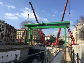 suwnica bramowa 160 ton – 25.600 mm. - 3