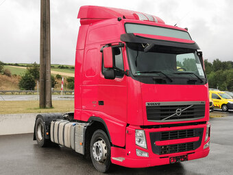 Sprzedaję ciągnik siodłowy VOLVO FH13 420 42T EEV - 3