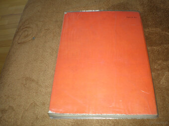 Sprzedam książkę używaną Krój  i modelowanie odzieży damskie - 3