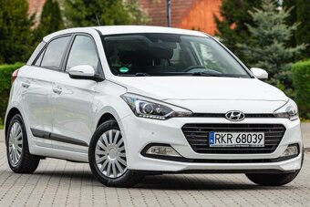 HYUNDAI i20 - 3